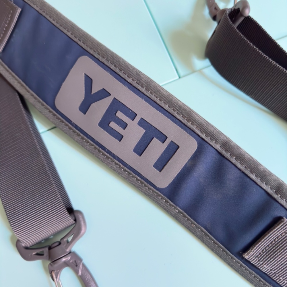 YETI Hopper Shoulder Replacement Strap Navy